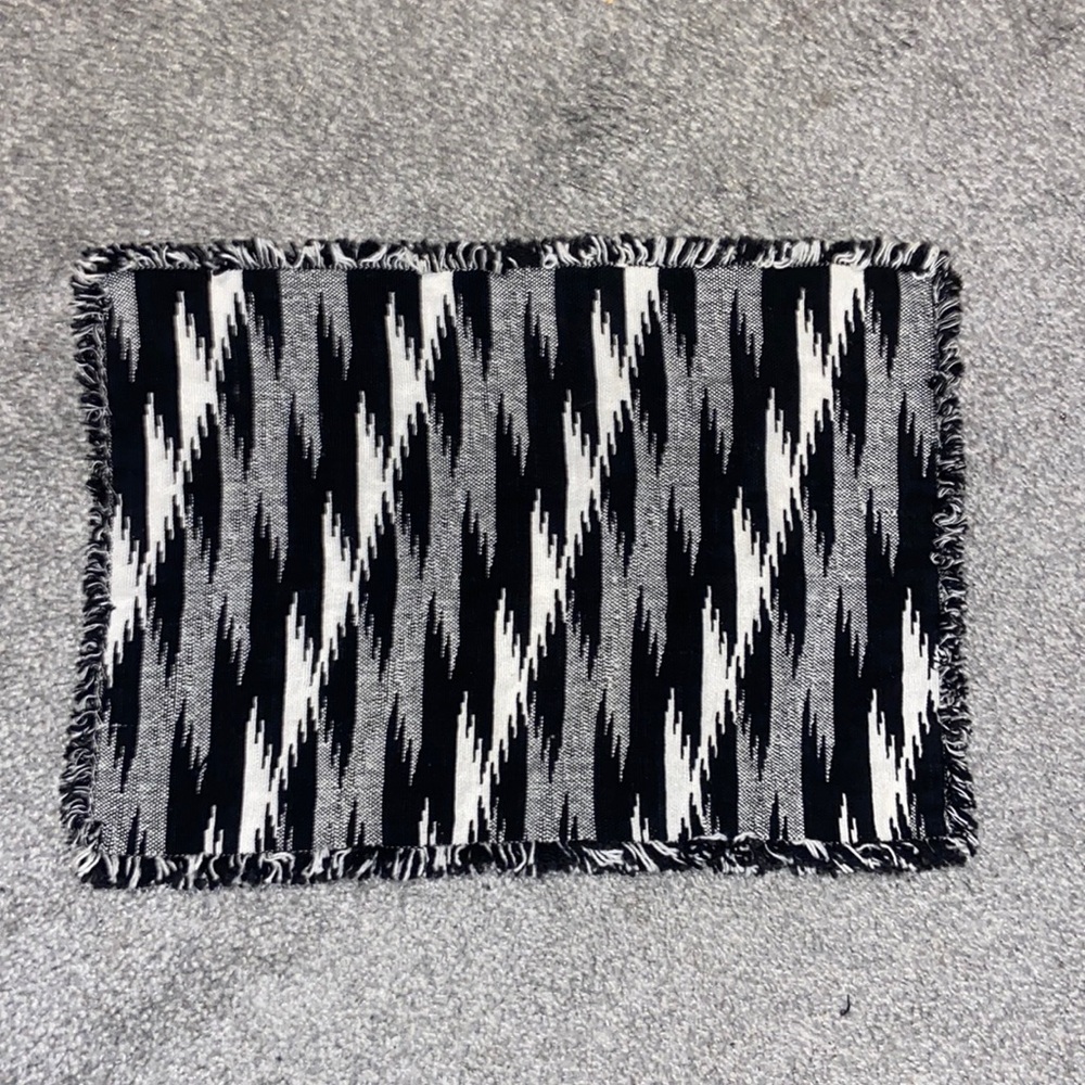 4 Table Mats